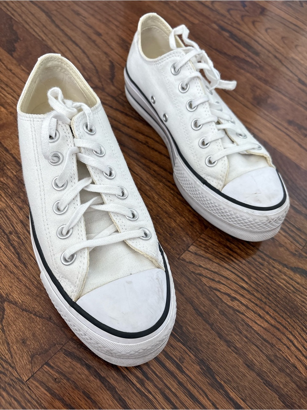 Converse Women’s Platform White Low-Top Canvas Sneakers